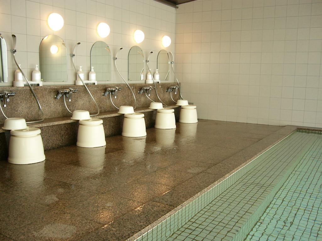 Hotel Okabe Shiosaitei واكاناي الغرفة الصورة